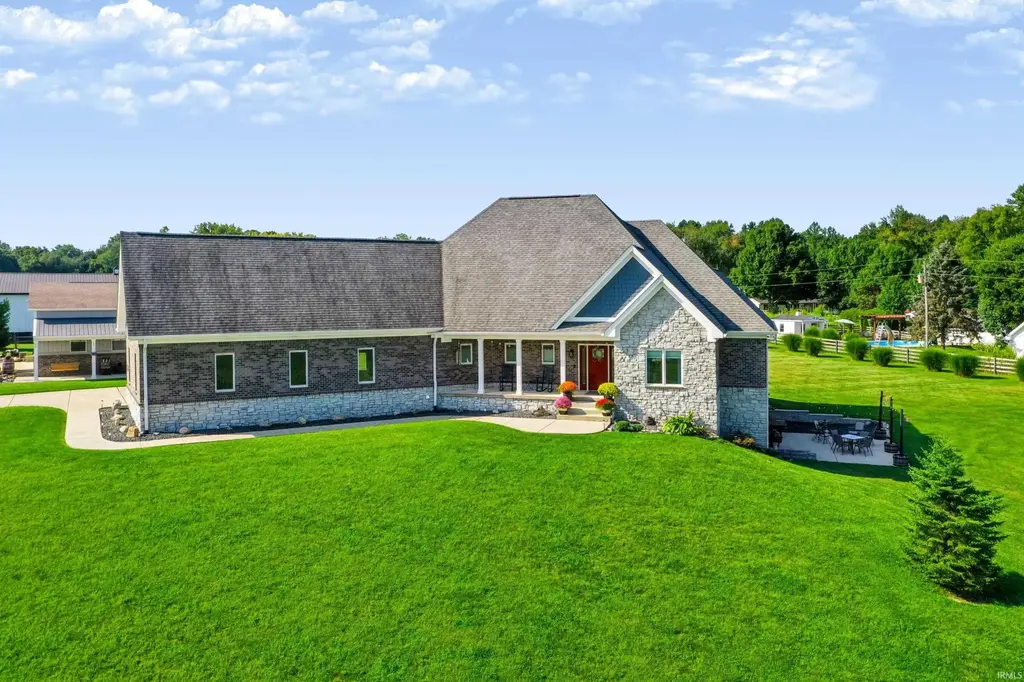 6767 State Road 144, Greenwood