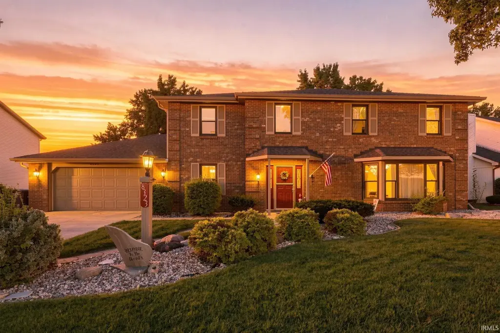 8323 Ramshire Lane, Fort Wayne