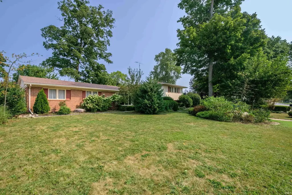 2308 W Purdue Avenue, Muncie