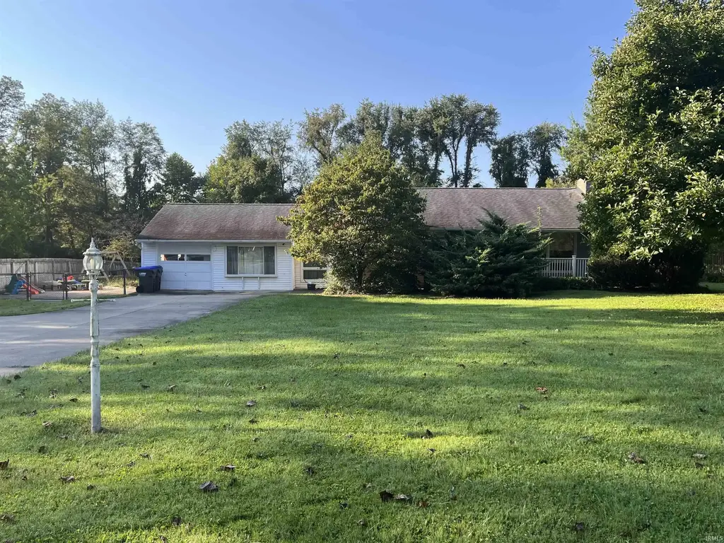 1350 E Rhorer Road, Bloomington