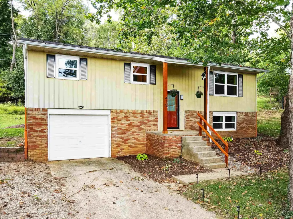 415 N Chandler Drive, Ellettsville
