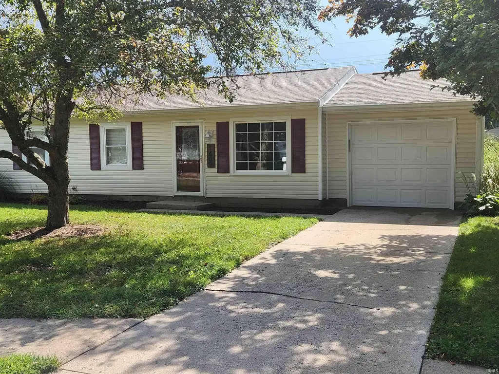 1409 S Pleasantview Drive, Yorktown