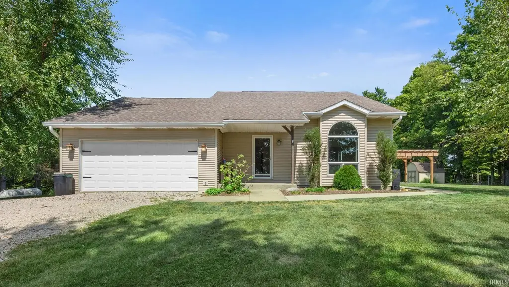 1323 Younger Road, Bedford