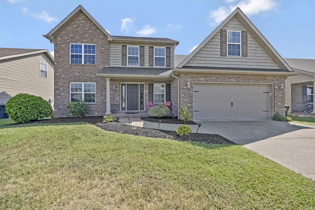 8825 Hartwell Drive, Evansville