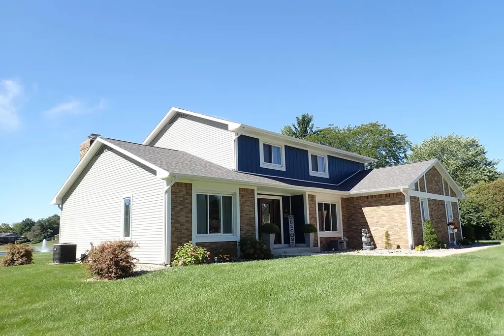 6818 Snowberry Drive, Fort Wayne