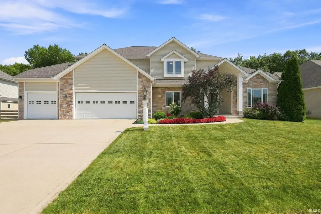 11616 Carroll Cove, Fort Wayne