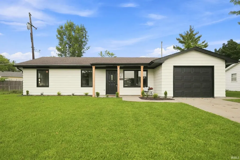 5111 Camelot Drive, Fort Wayne