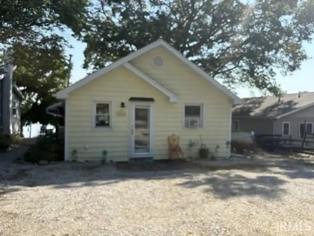7315 S 020  E Street, Wolcottville