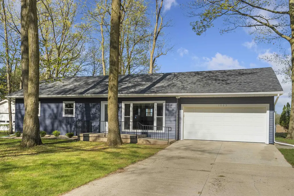 1003 Hickory Hill Drive, Angola