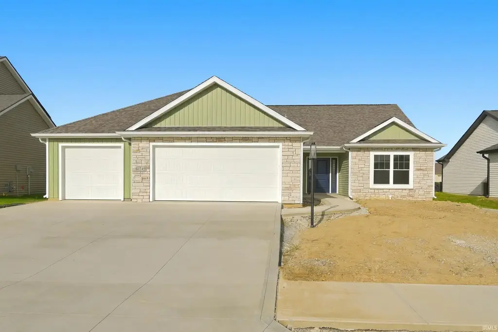 12749 Towcester Court, Fort Wayne