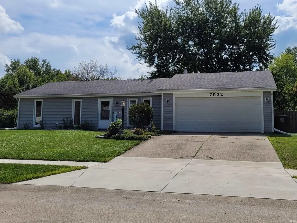 7532 Imperial Plaza Drive, Fort Wayne
