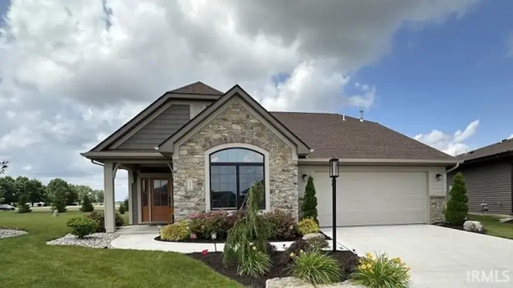 12474 Bellino Xing, Fort Wayne