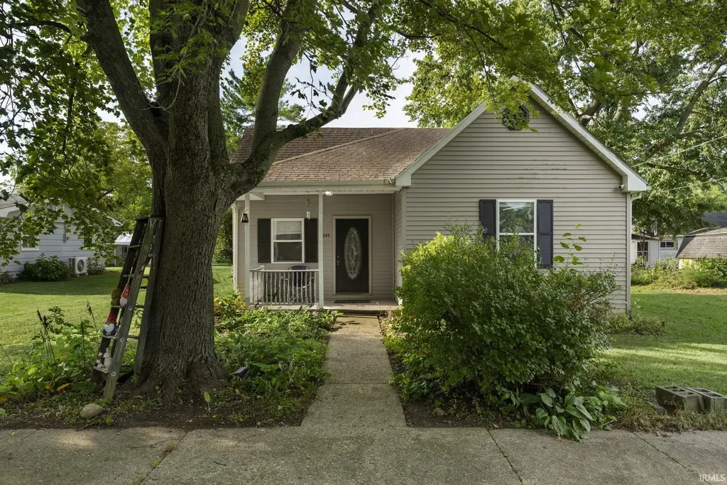9245 Ford Street, Clarks Hill
