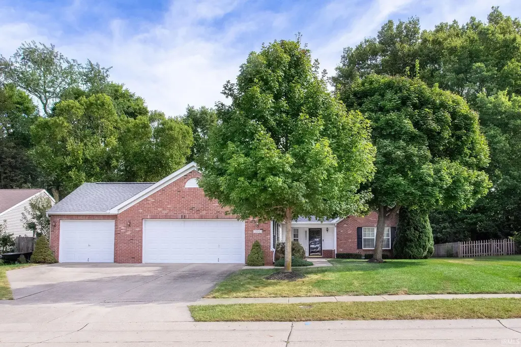 104 Trowbridge Drive, Lafayette