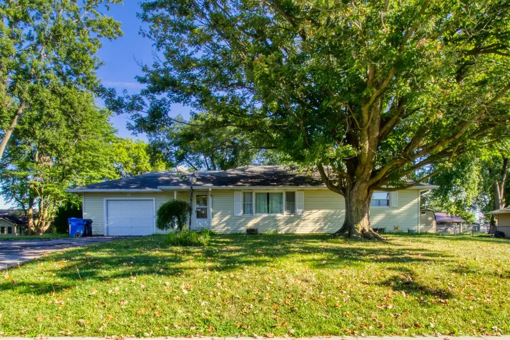 11 Barbara Drive, Columbia City