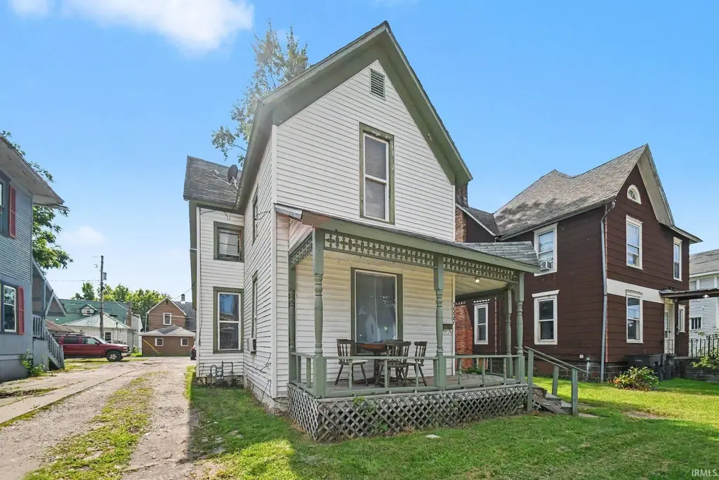 1537 S Main Street, Elkhart
