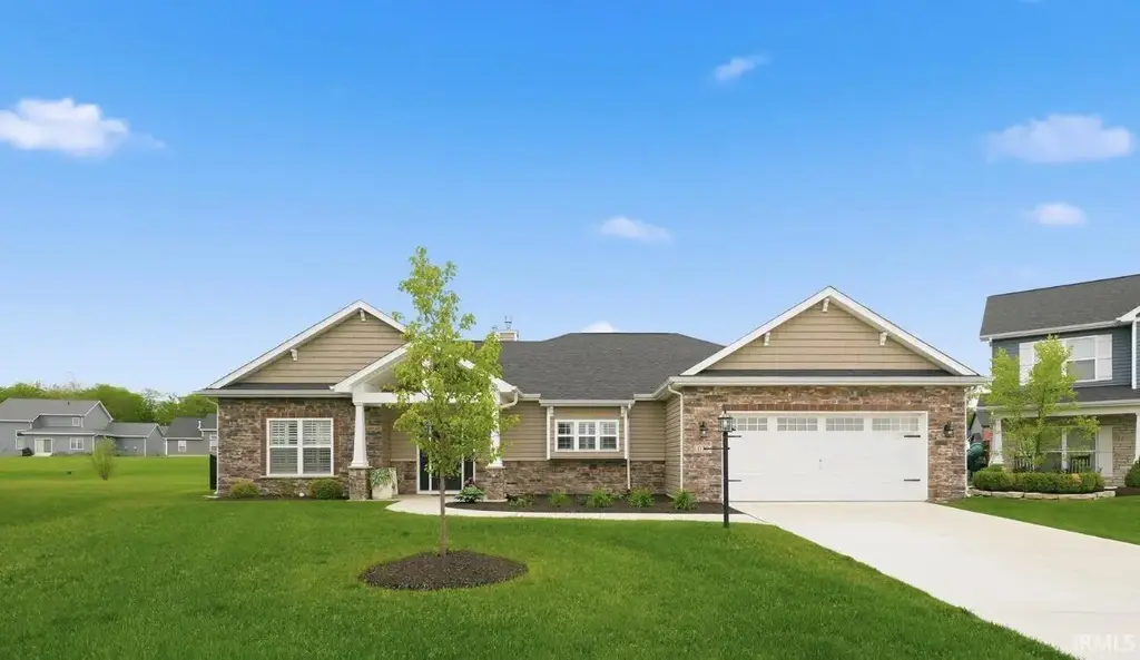 1179 Brewster Court, Huntertown