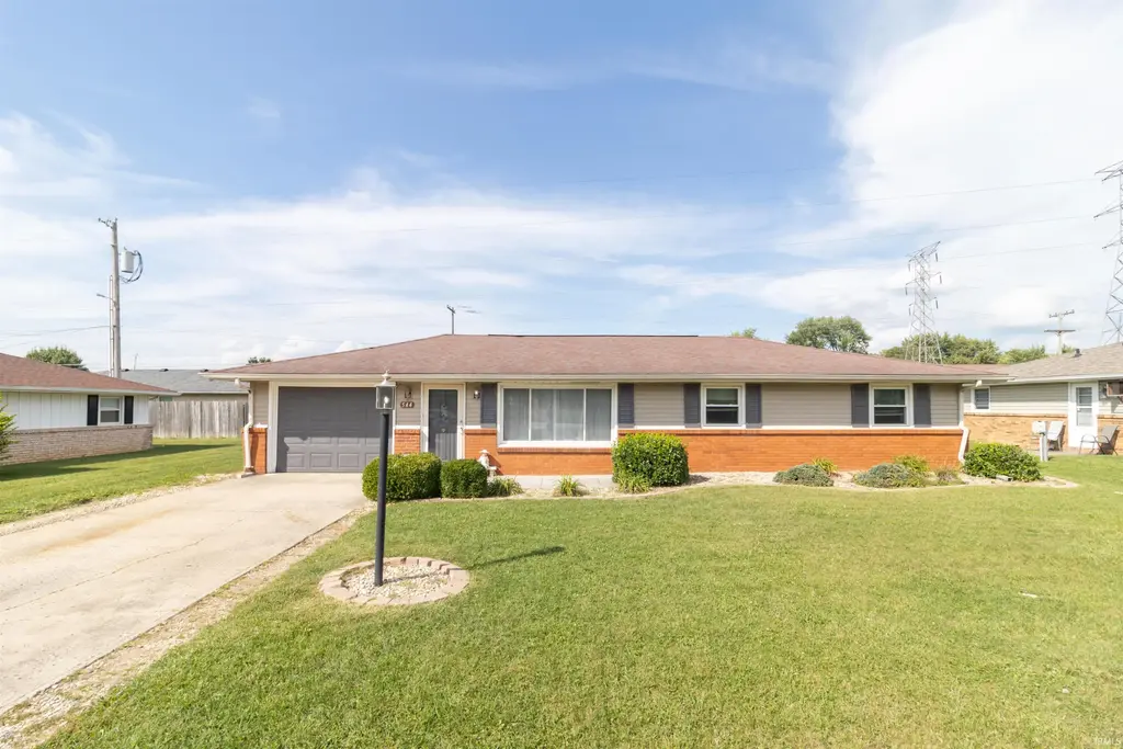 544 E County Road 300 S, New Castle
