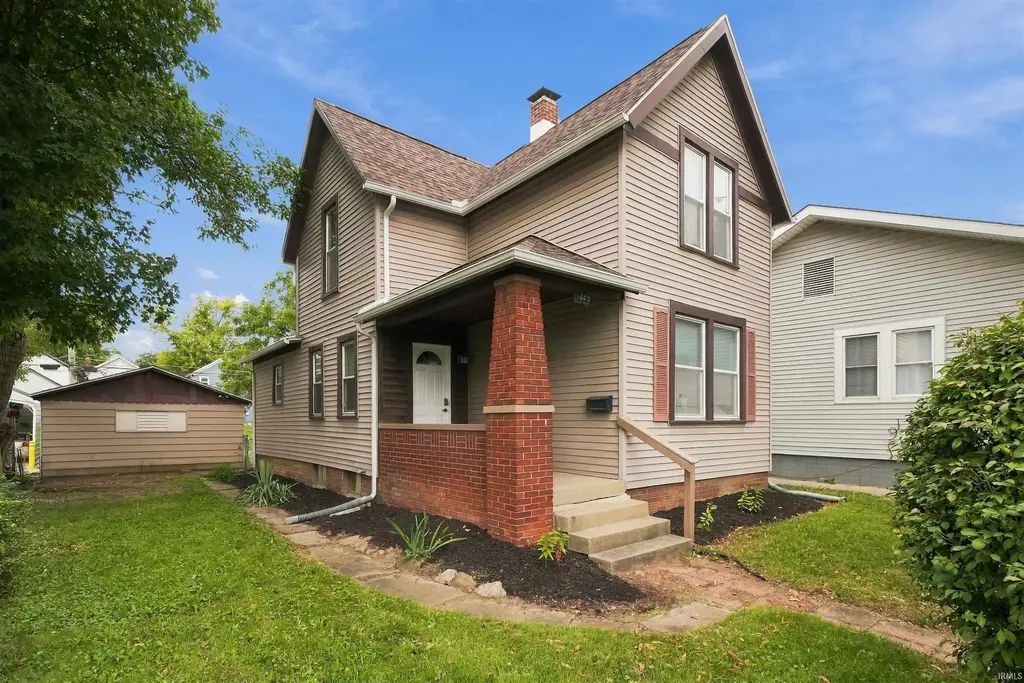 1623 Sherman Boulevard, Fort Wayne