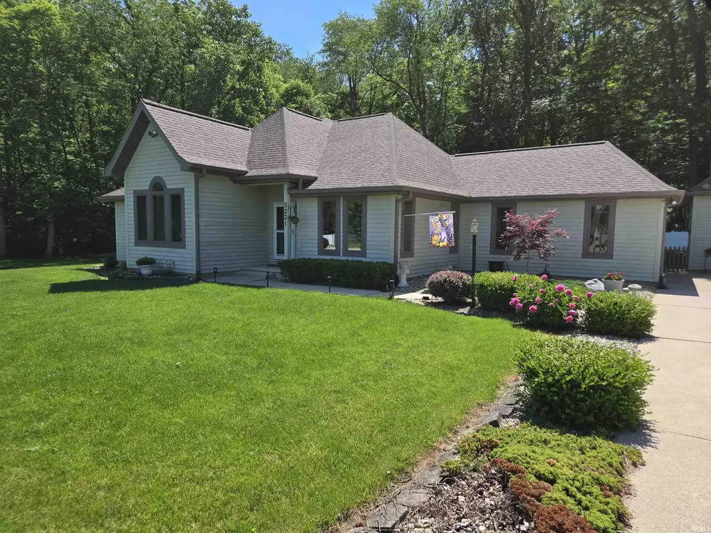 5231 Kings Court, Logansport