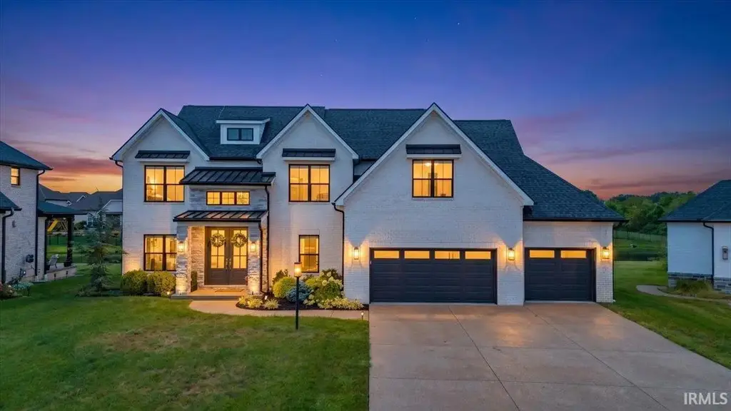 2030 Chadwick Drive, Newburgh