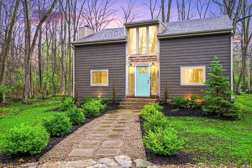 207 Boys City Drive, Winona Lake