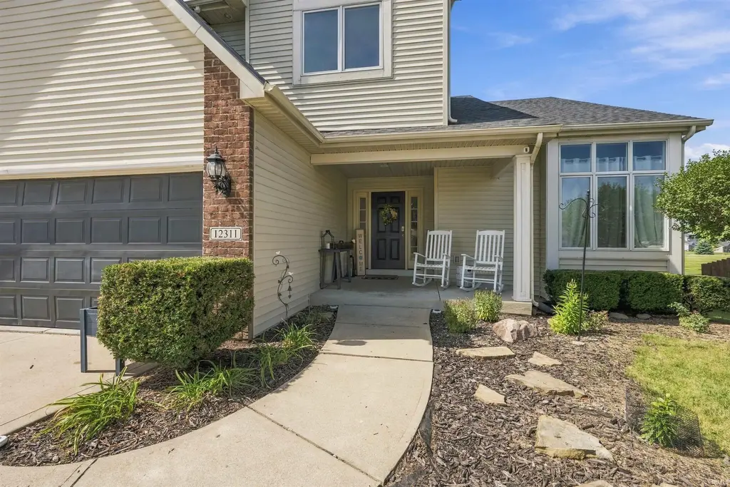 12311 Cliff View Court, Fort Wayne