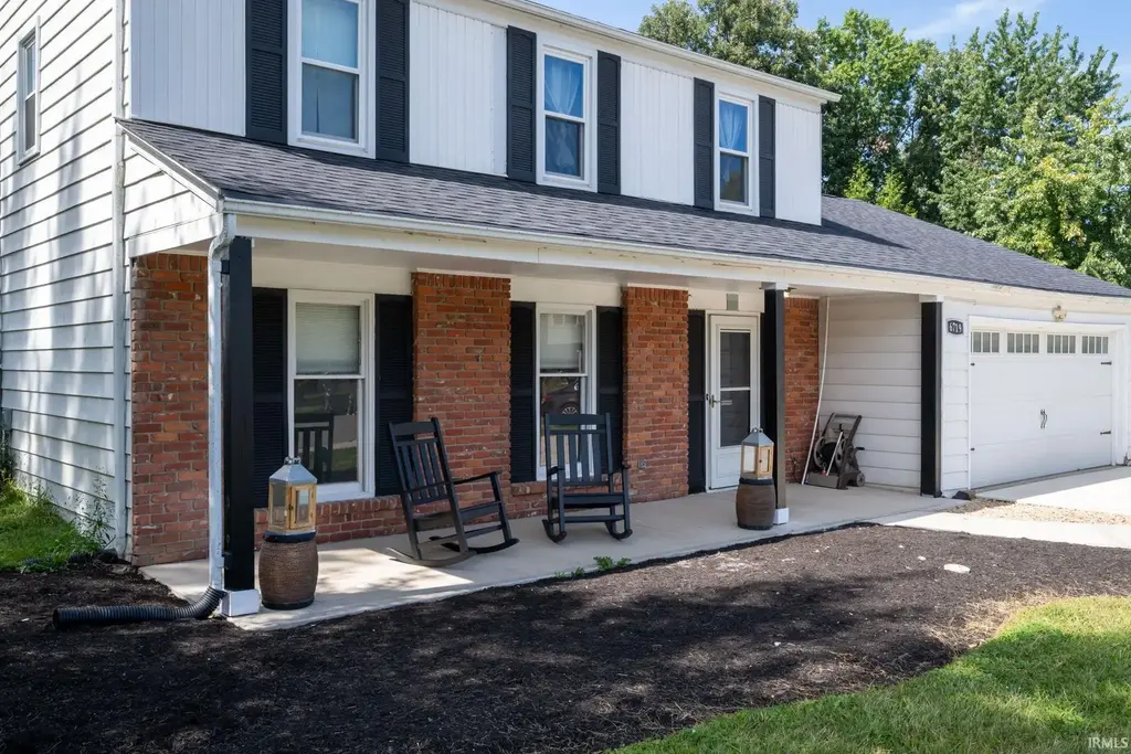 6719 Lake Crest Court, Fort Wayne