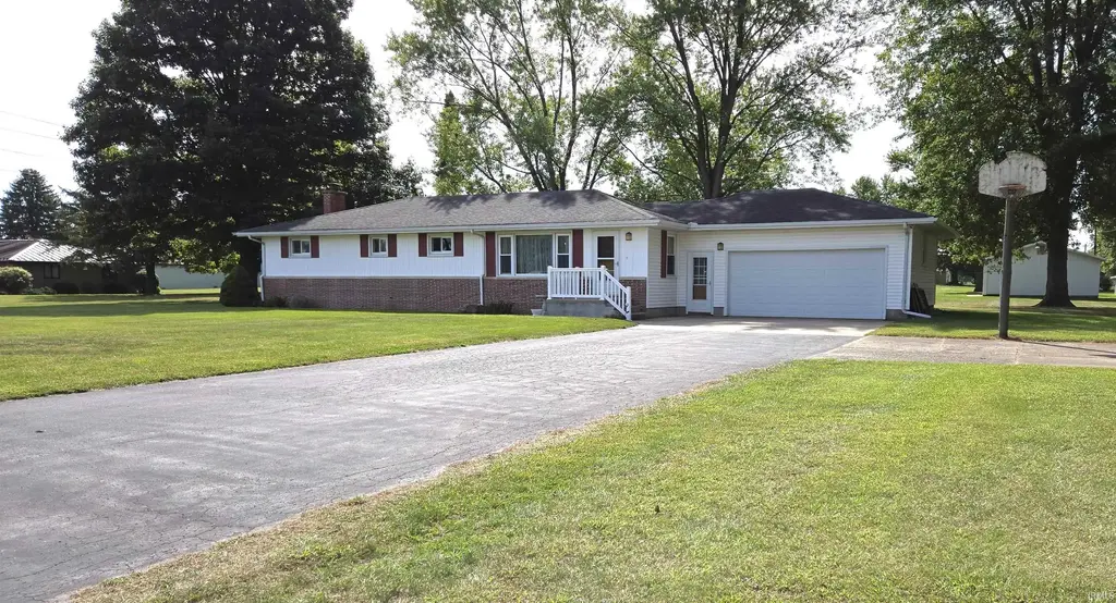 1846 E Paige Road, Columbia City