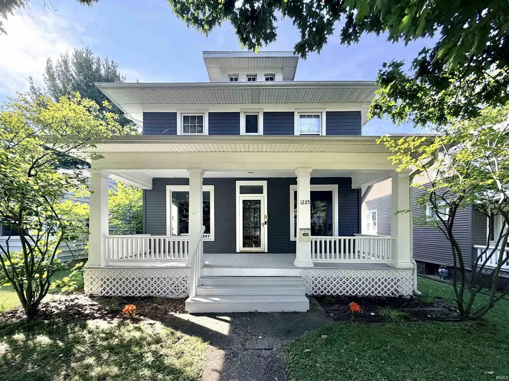 1225 W Oakdale Drive, Fort Wayne