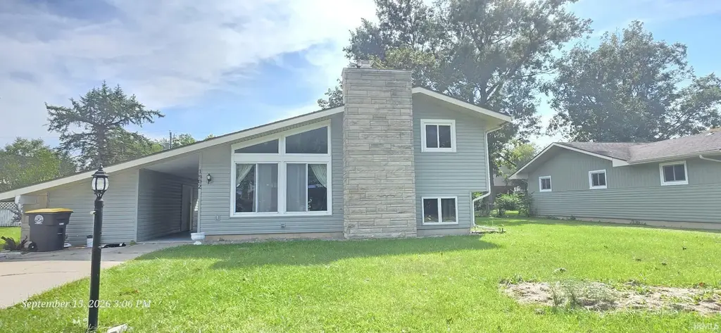 1902 Chantada Lane, Fort Wayne