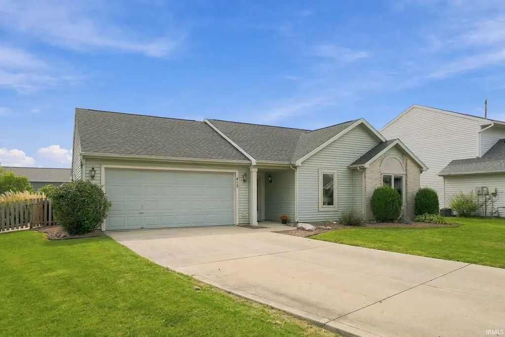 410 Rampart Drive, Fort Wayne