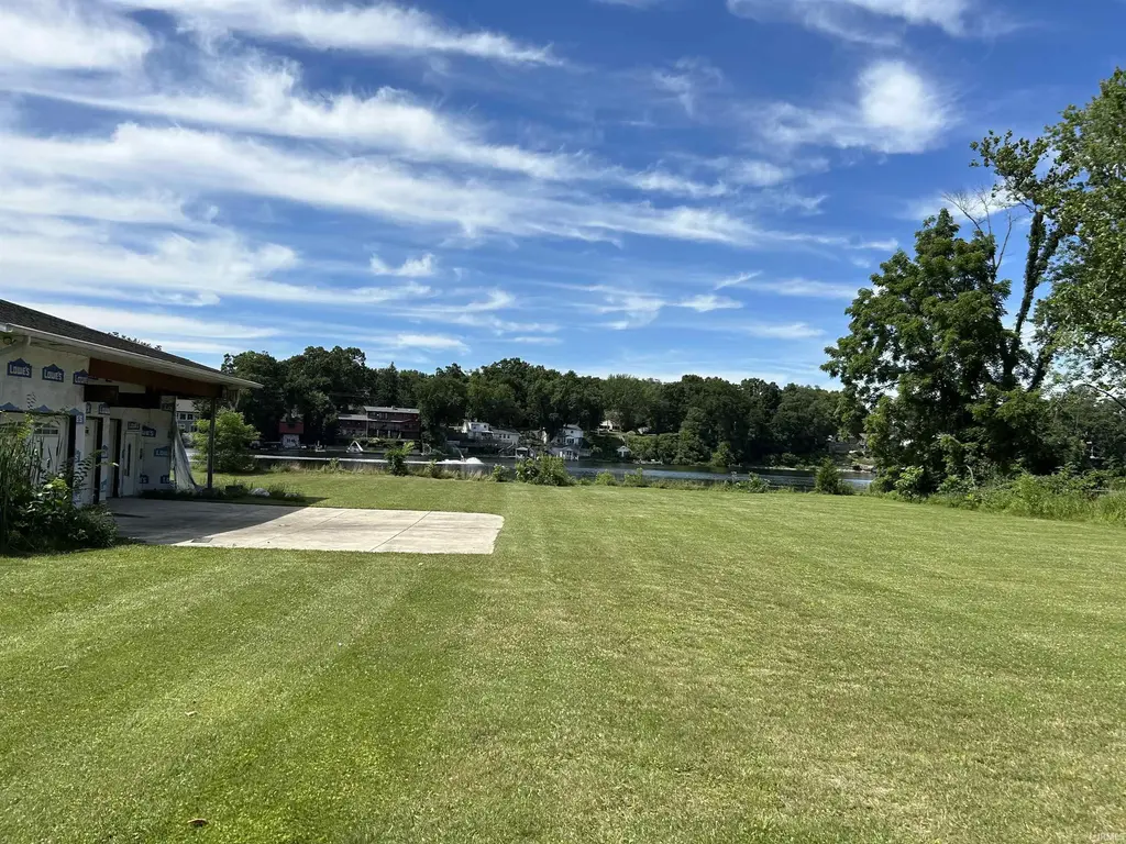 10225 Vistula Road, Osceola