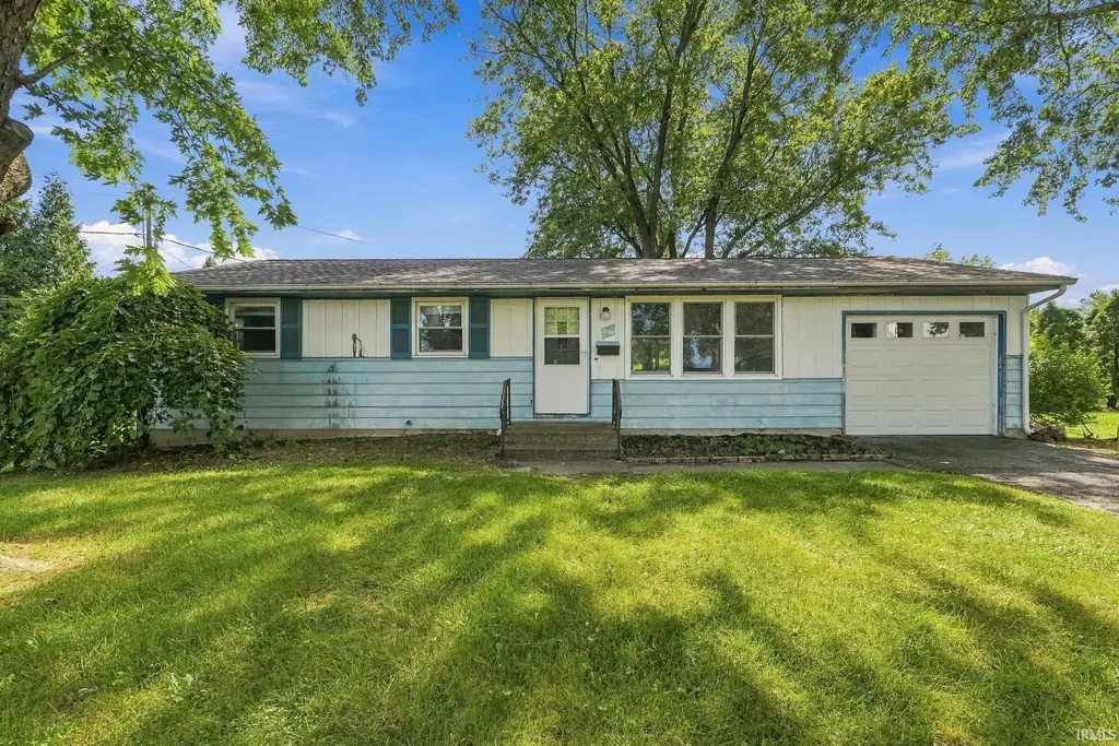 2010 Tweedwood Circle, New Haven