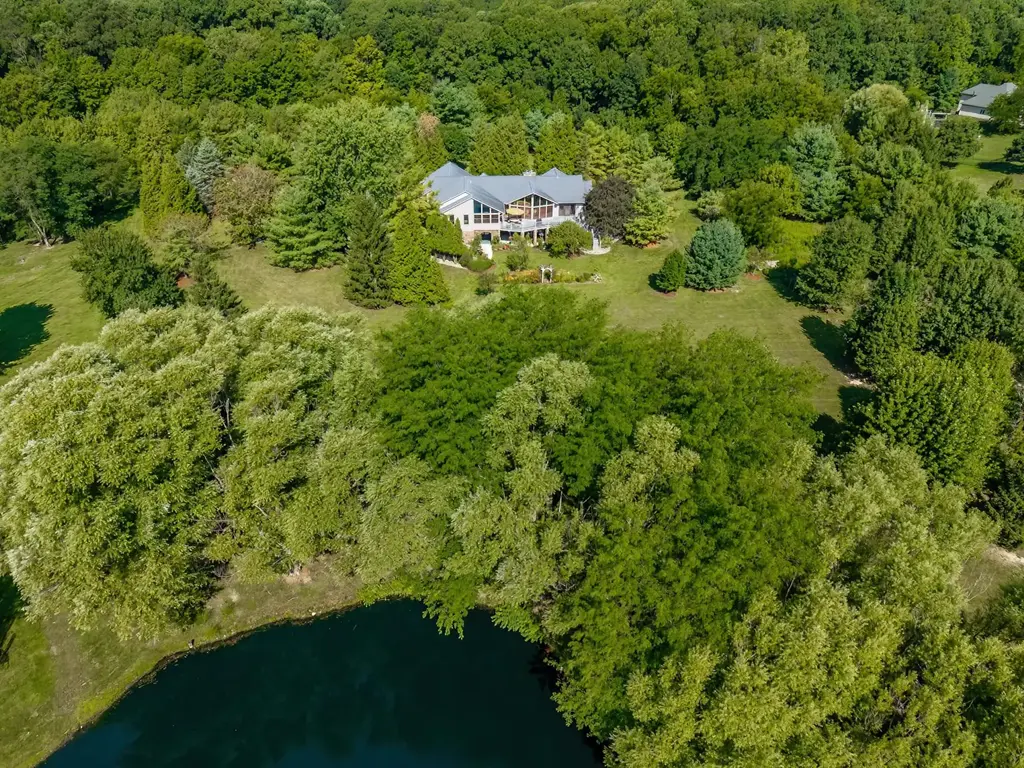 12024 Aboite Center Road, Fort Wayne