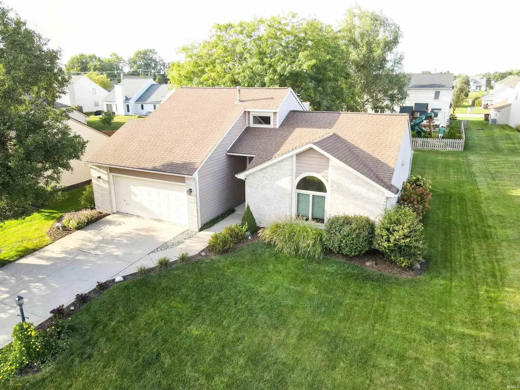 14718 Buckthorn Court, Fort Wayne