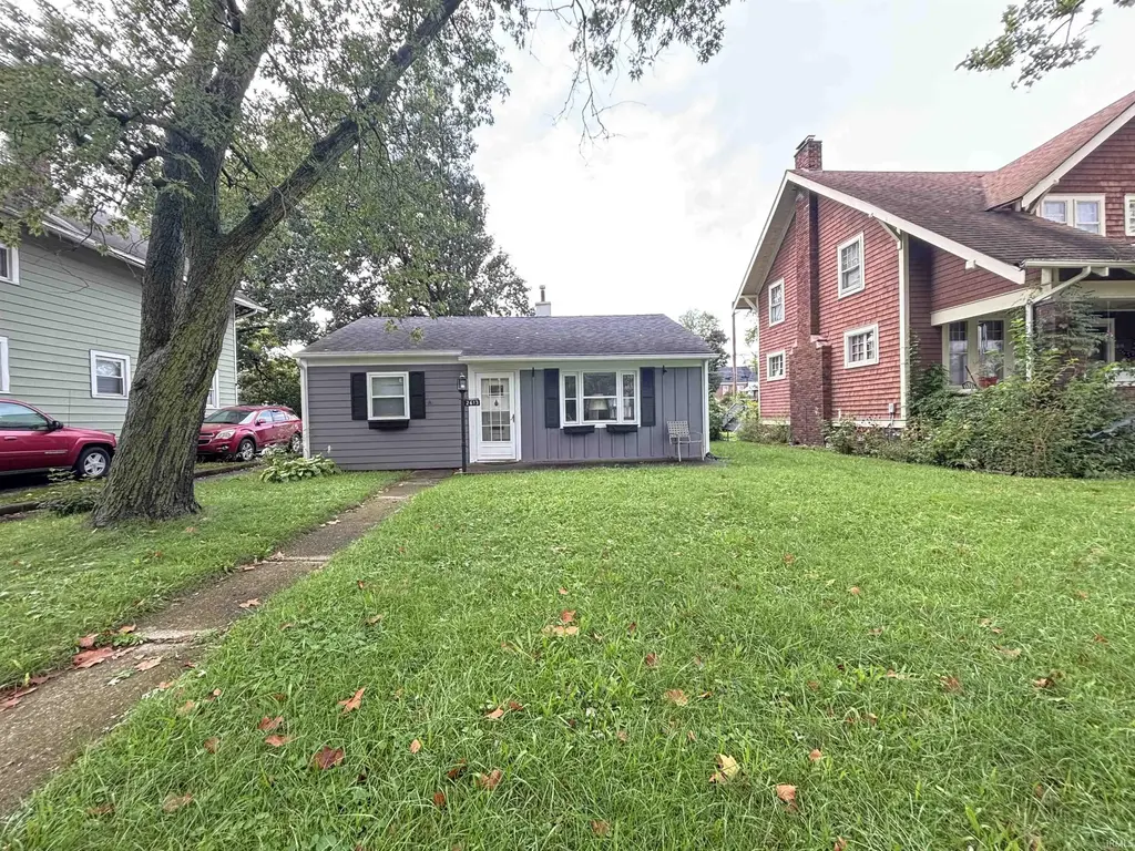2613 N Anthony Boulevard, Fort Wayne