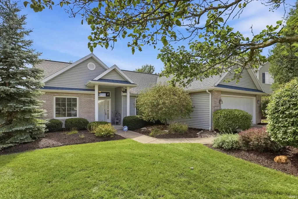 2617 Sugar Tree Drive, Fort Wayne
