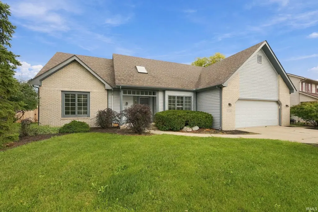 9710 Red Twig Place, Fort Wayne