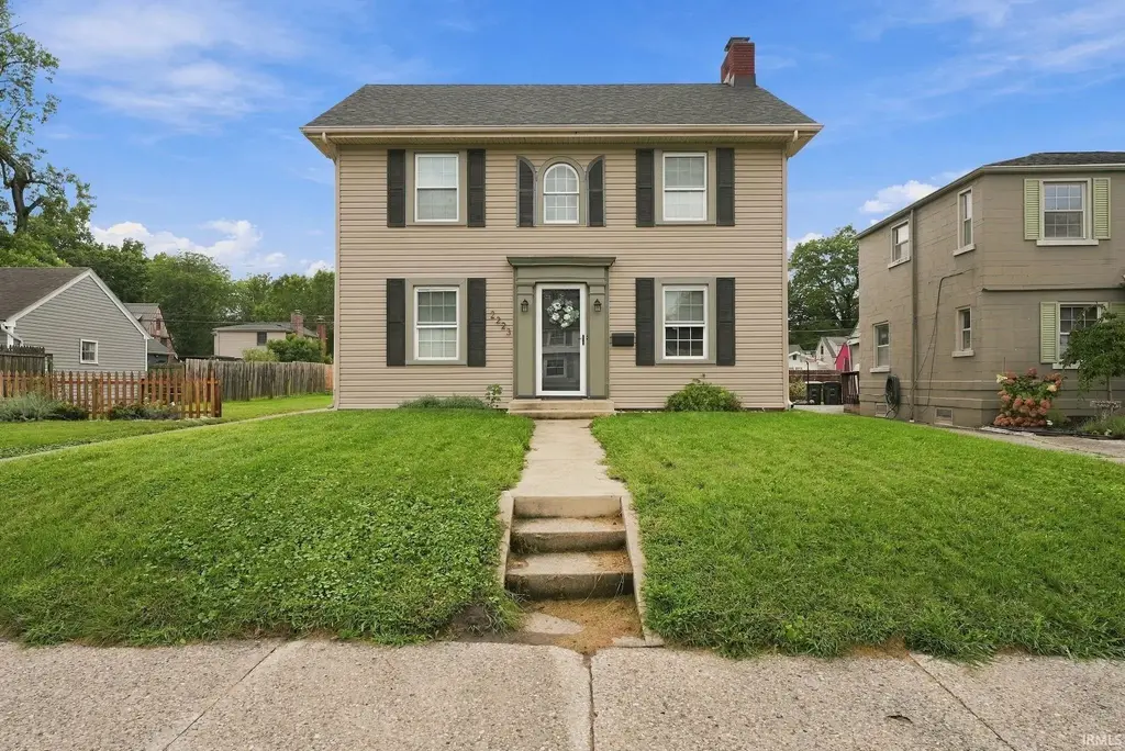 2223 Owaissa Way, Fort Wayne
