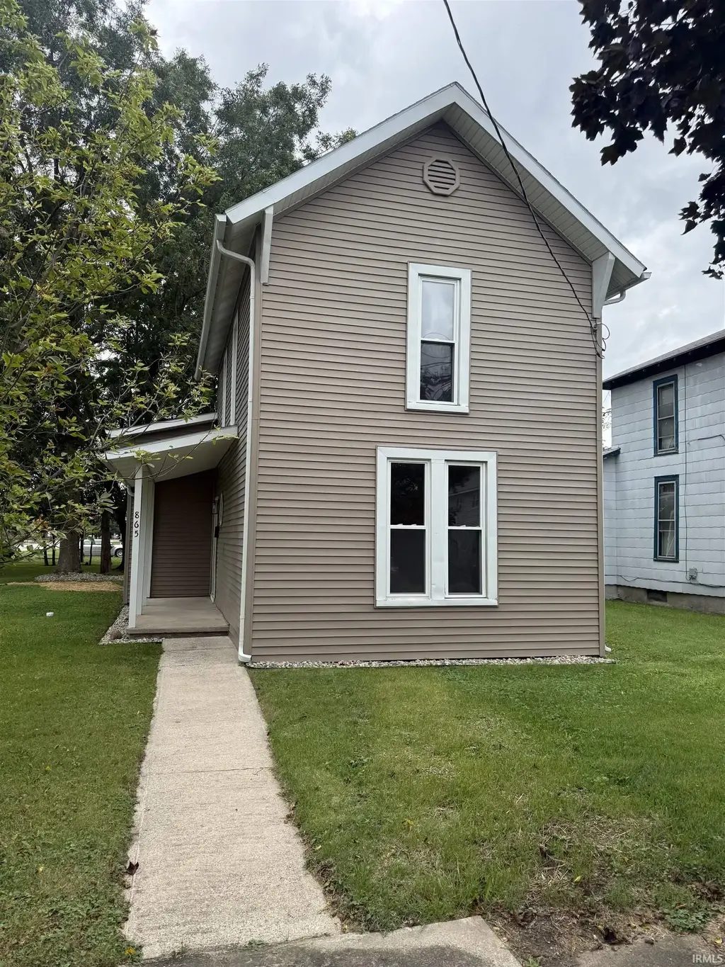 865 Wilkerson Street, Huntington
