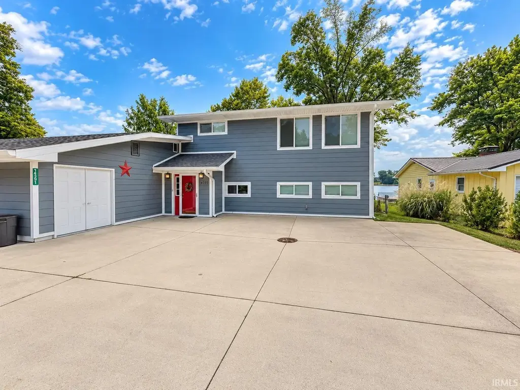 14391 Lawrence Drive, Plymouth
