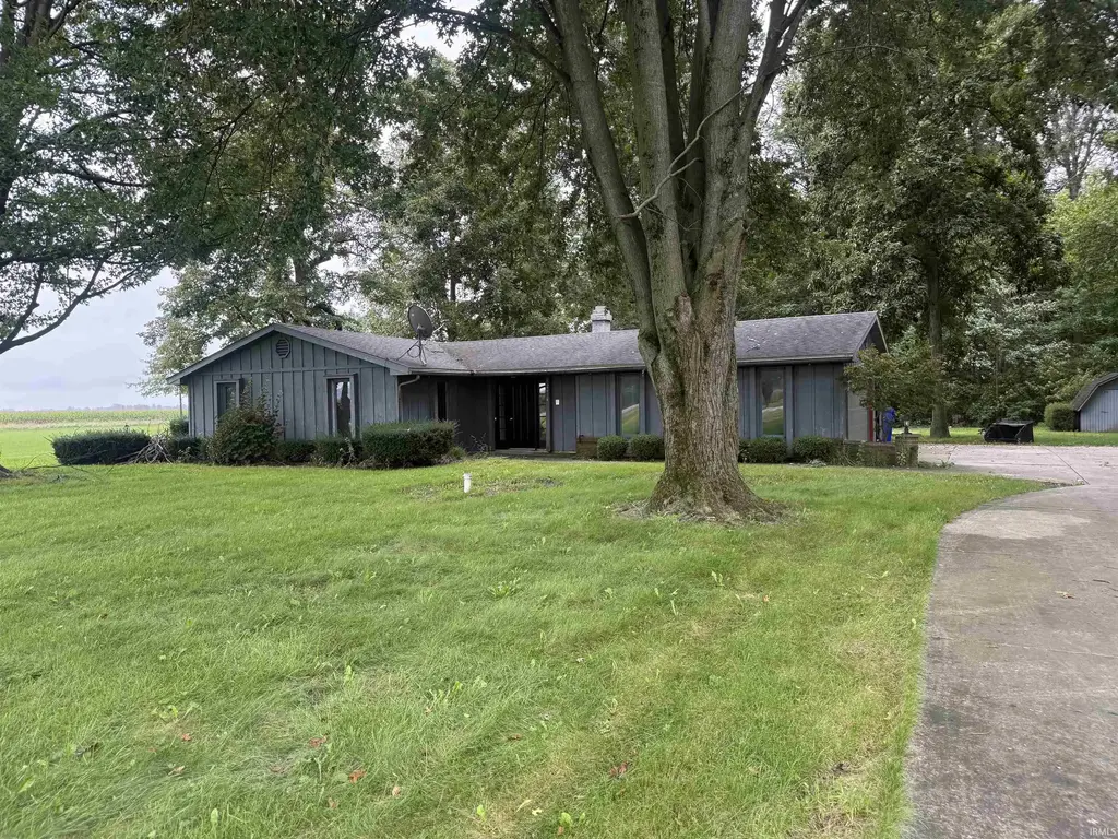 12616 Stellhorn Road, New Haven