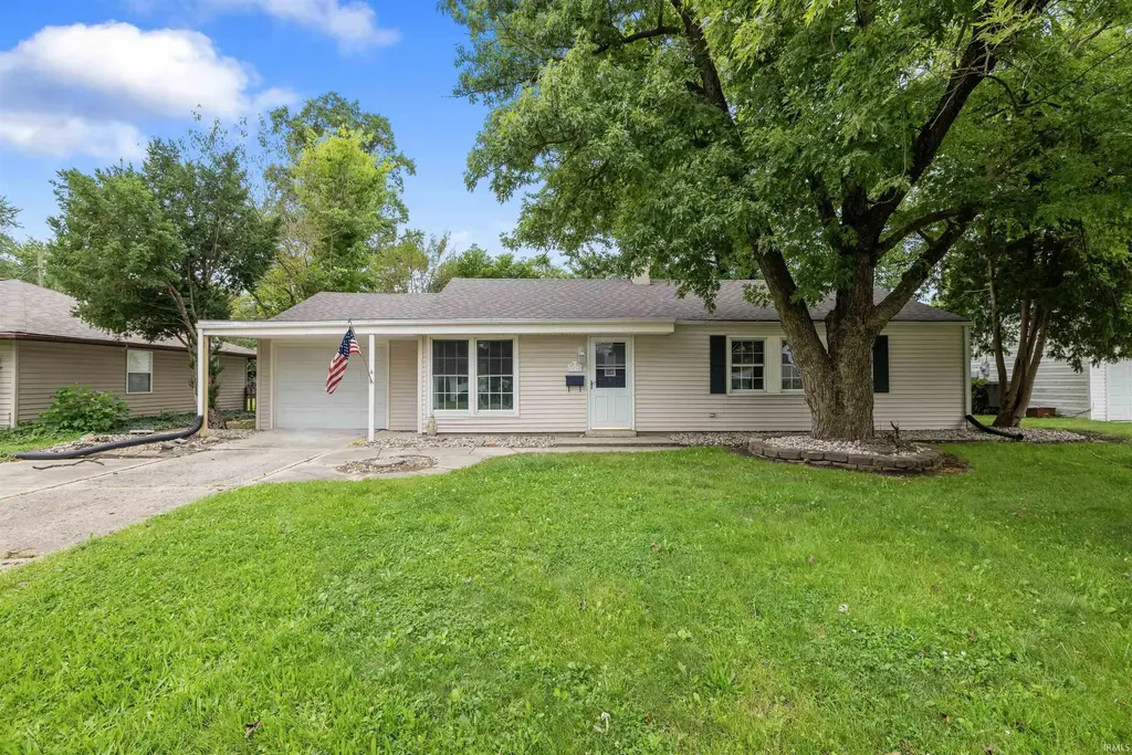 3930 Wenonah Lane, Fort Wayne