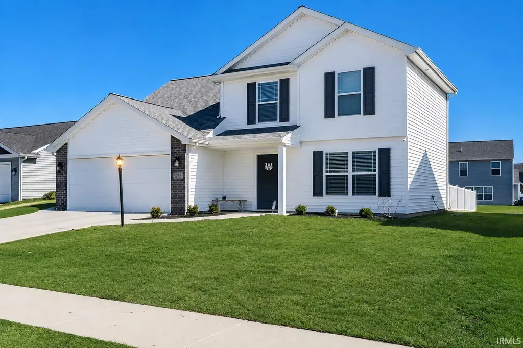 3739 Victoria Lakes Court, New Haven