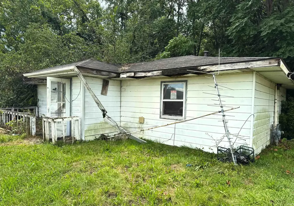 3711 S Walnut Street, Muncie