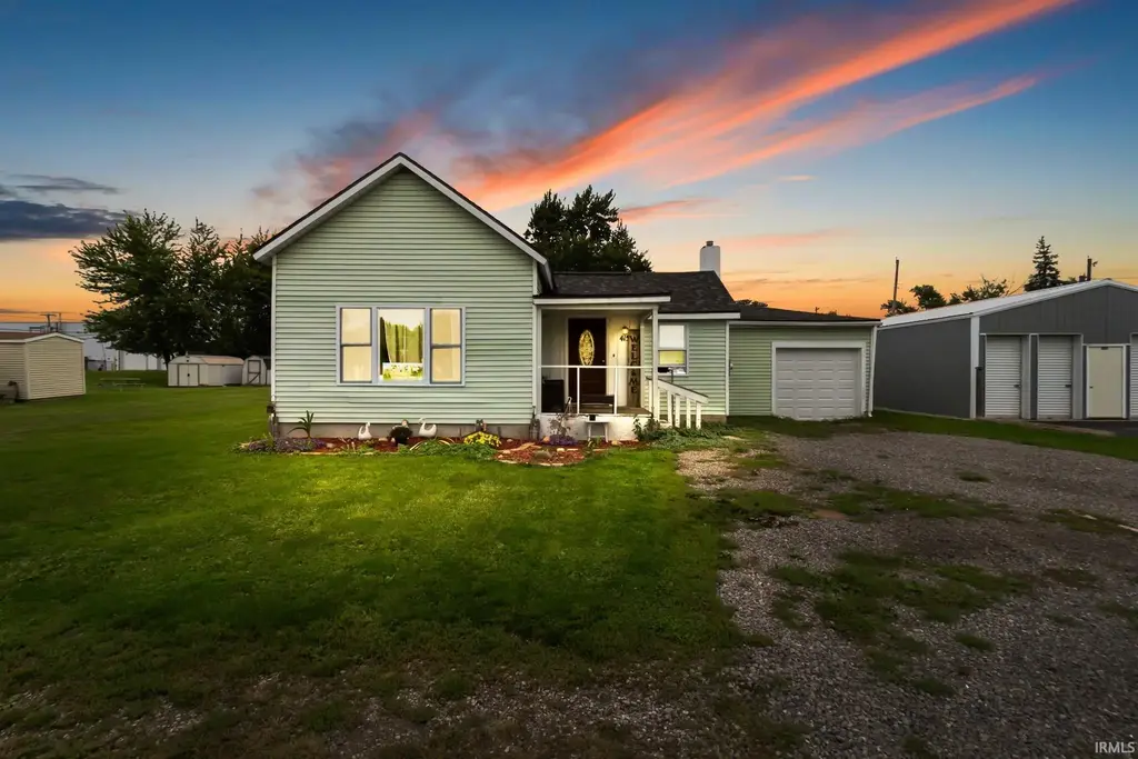 415 W Erie Street, Butler