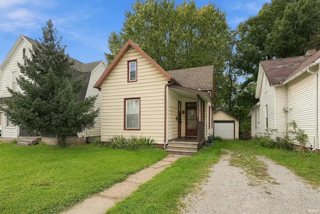 3424 Broadway, Fort Wayne