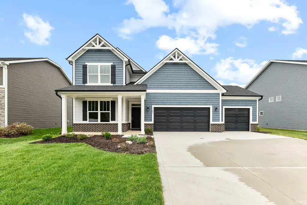 11697 Whistling Trail, Fort Wayne