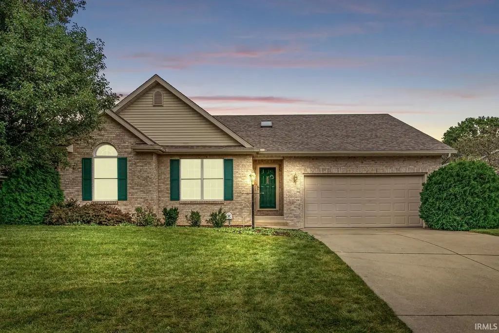 5318 Larkspur Drive, South Bend